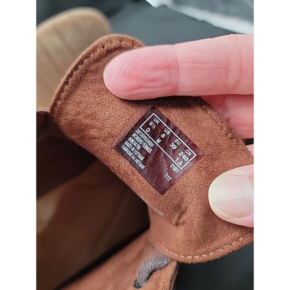 Clarks Artisian Brown Leather Booties Lace Up Size 8M - Picture 11 of 11